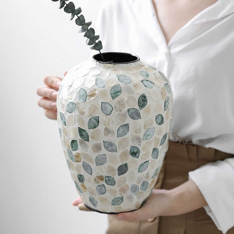 Desktop Creativity Antique Style Decorative Ornaments High Sense Shell Vase Home