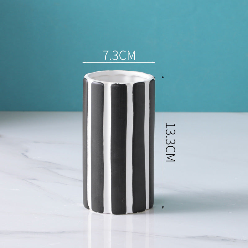 Fashion Modern Geometric Abstract Ceramic Vase