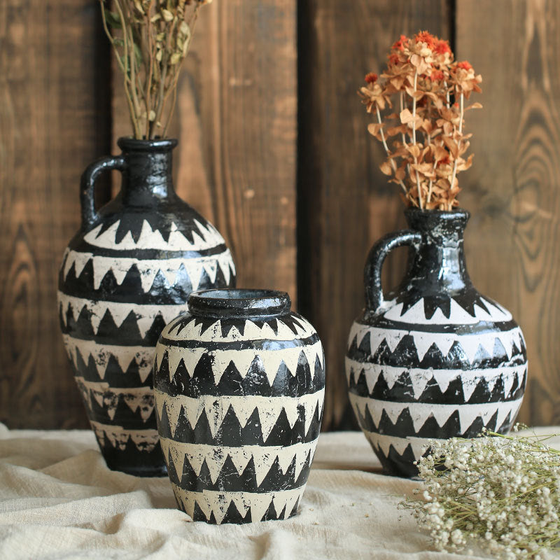 Antique Ceramic Vase Literary And Old